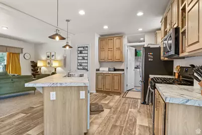 516 N Broadway Ave, Tooele, UT 84074 - Photo 6