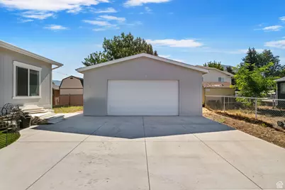 516 N Broadway Ave, Tooele, UT 84074 - Photo 20