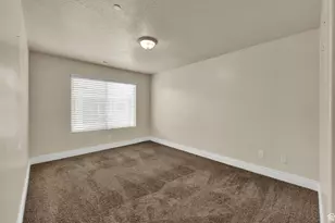 8264 S Resaca Dr, Sandy, UT 84070 - Photo 12