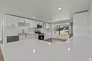 1175 E 900 N, Lehi, UT 84043 - Photo 10