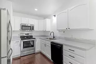 4049 E Dillons Dr N, Eagle Mountain, UT 84005 - Photo 8