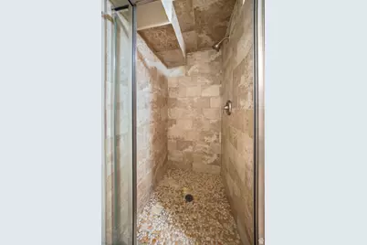 8916 S Cobble Crest Ln E, Sandy, UT 84093 - Photo 24