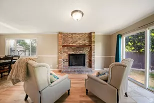 8916 S Cobble Crest Ln E, Sandy, UT 84093 - Photo 8