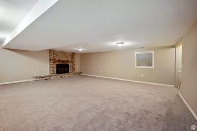 8916 S Cobble Crest Ln E, Sandy, UT 84093 - Photo 20