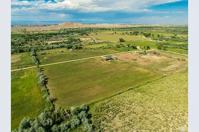 6689 W 7625 S, Myton, UT 84052 - Photo 14