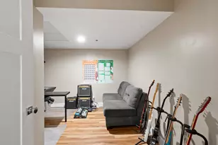 48 W 300 S, Salt Lake City, UT 84101 - Photo 18