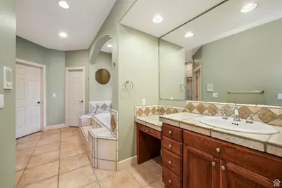 238 N Vista Ct, Saratoga Springs, UT 84045 - Photo 22