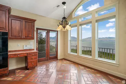 238 N Vista Ct, Saratoga Springs, UT 84045 - Photo 12