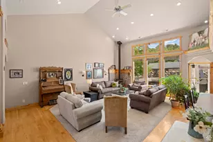 135 W Cove Dr, Elk Ridge, UT 84651 - Photo 10