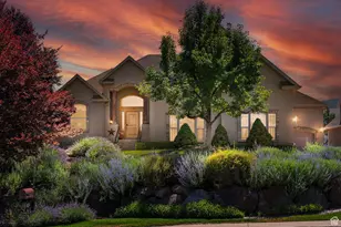 135 W Cove Dr, Elk Ridge, UT 84651 - Photo 2