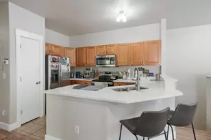 8457 S Ivy Springs Ln W, West Jordan, UT 84081 - Photo 10