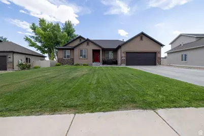 392 E 2900 S, Vernal, UT 84078 - Photo 1