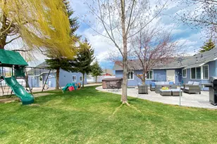 325 S 100 W, Garden City, UT 84028 - Photo 44