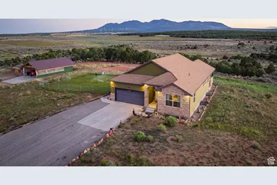 599 S Hideaway Cv S, Monticello, UT 84535 - Photo 2