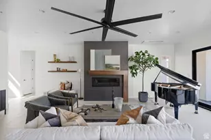 1952 W Cedar Breaks Dr W, Hurricane, UT 84737 - Photo 2