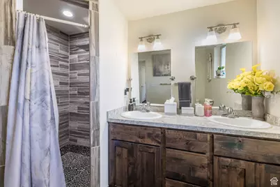 1018 S Valley View Ct, Moab, UT 84532 - Photo 14