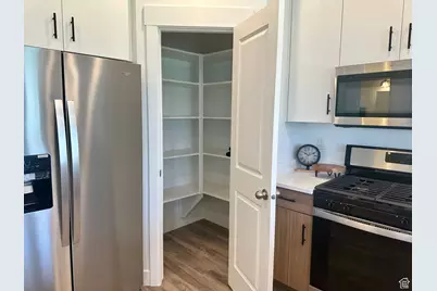 497 W 400 S, Providence, UT 84332 - Photo 6