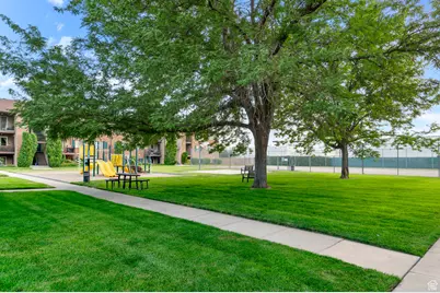 4176 S Oak Meadows Dr #10, Salt Lake City, UT 84123 - Photo 22