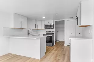 4176 S Oak Meadows Dr, Salt Lake City, UT 84123 - Photo 8