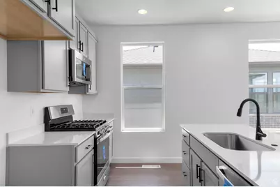 574 N Cornstalk Ln, Lindon, UT 84042 - Photo 12