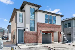 574 N Cornstalk Ln, Lindon, UT 84042 - Photo 2