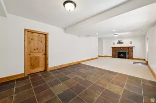 2935 E Denmark Dr, Cottonwood Heights, UT 84121 - Photo 52