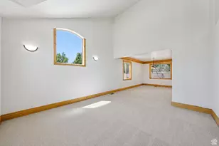 2935 E Denmark Dr, Cottonwood Heights, UT 84121 - Photo 6