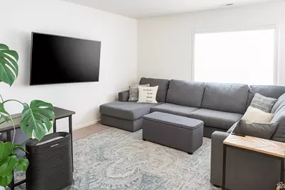 2123 Fowler Ave N, Ogden, UT 84401 - Photo 2