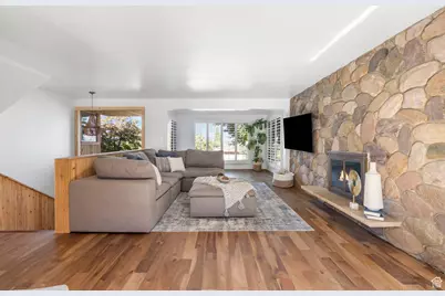 4855 S Bron Breck St, Holladay, UT 84117 - Photo 8