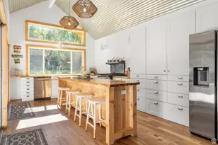 4855 S Bron Breck St, Holladay, UT 84117 - Photo 14