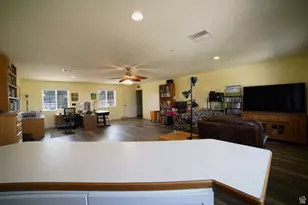 1215 W Emerald Dr, Saint George, UT 84770 - Photo 30