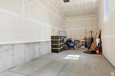 2062 S 4300 W, Taylor, UT 84401 - Photo 42