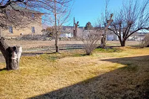 57 C St, Helper, UT 84526 - Photo 8