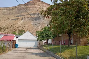 57 C St, Helper, UT 84526 - Photo 10