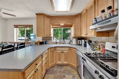 16 W 200 N, Coalville, UT 84017 - Photo 8