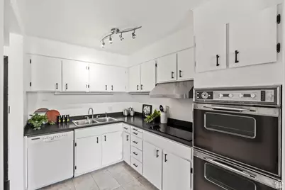 777 E South Temple S #4C, Salt Lake City, UT 84102 - Photo 6