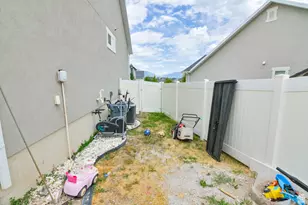 99 N Stone Gate Dr W, Saratoga Springs, UT 84045 - Photo 46