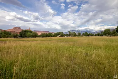 9 Chamisa Ln, Castle Valley, UT 84532 - Photo 14