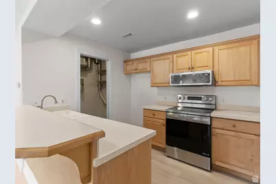 4072 S 300 E #APT 4, Millcreek, UT 84107 - Photo 8