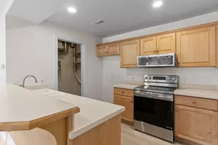 4072 S 300 E, Millcreek, UT 84107 - Photo 8