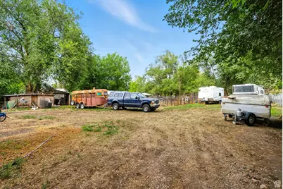 8383 S 2200 W, West Jordan, UT 84088 - Photo 6