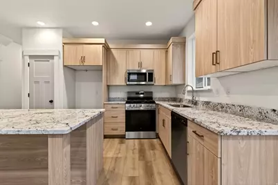 762 S 1360 E #25 E, Spanish Fork, UT 84660 - Photo 6