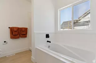 5777 W 4100 S, Hooper, UT 84315 - Photo 18