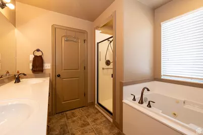 273 E 2050 N, North Ogden, UT 84414 - Photo 14