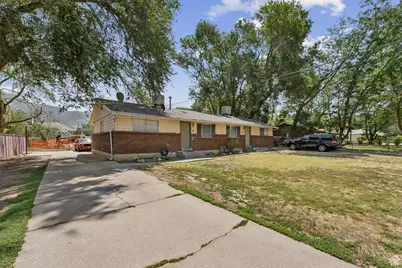 738 S Grant Ave, Ogden, UT 84404 - Photo 2