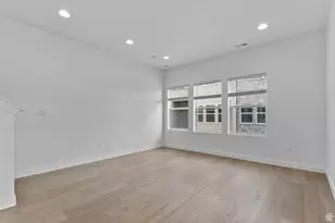 564 N Buffalo Grass Ln, Lindon, UT 84042 - Photo 8