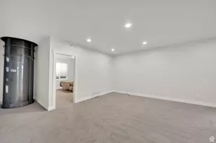 328 E 1100 S, Centerville, UT 84014 - Photo 20