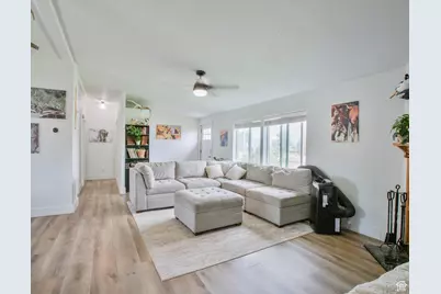 346 E 400 N, Spring City, UT 84662 - Photo 6