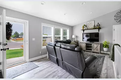 554 W 1000 S, Richfield, UT 84701 - Photo 8