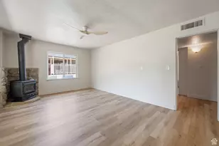 433 S 100 E, Saint George, UT 84770 - Photo 6